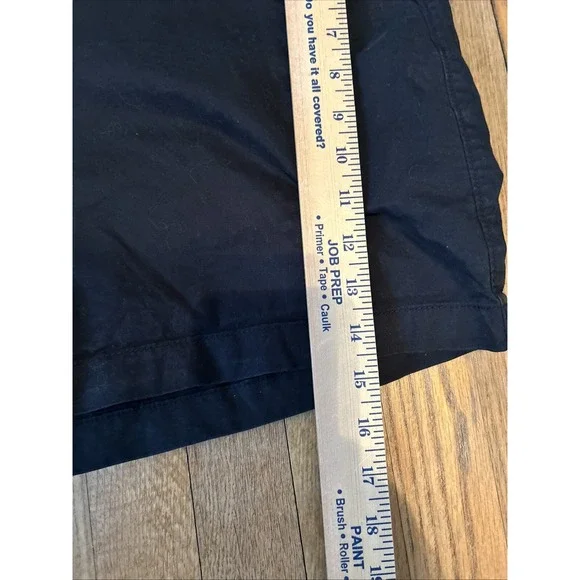 Old Navy 5" Chino Flat Front Shorts Women's Size 16‎ Black - Picture 7 of 9